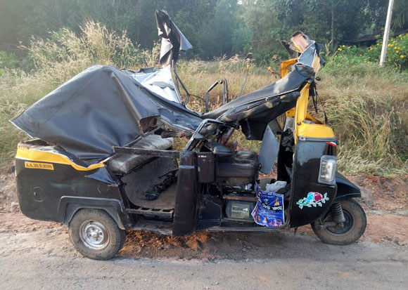 ಲಾರಿ- ರಿಕ್ಷಾ ಢಿಕ್ಕಿ: ಪ್ರಯಾಣಿಕ ಮೃತ್ಯು